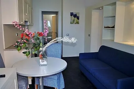Sleeps 3 Pool Wifi Appartement *