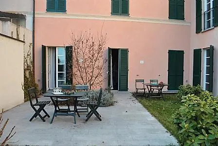 Sleeps 3 Pool Wifi